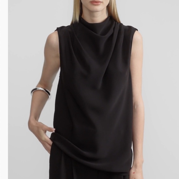 ARITZIA BLOUSE, LIKE BRAND NEW! - Picture 4 of 4